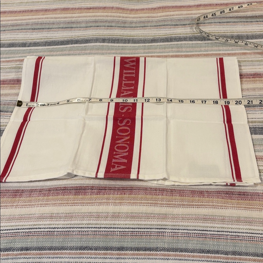Williams Sonoma Classic Red and White Towels Set of 4 NWT Red Claret - Picture 7 of 7